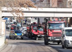 Ueber Zehn Kilometer Protestlawine Waelzte Sich Durch Jena 08